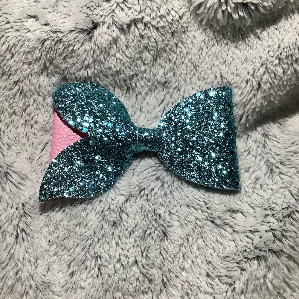 Glittery teal and pink mermaid tail hair bow